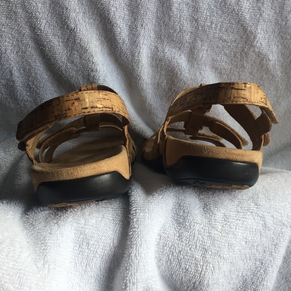 Vionic size 8 cork sandals Amber 44 - Picture 5 of 8